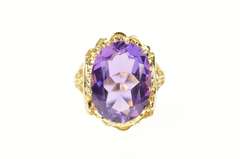14K Yellow Gold Ornate Retro Oval Amethyst Cocktail Ring