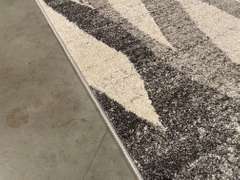 MODERN  DESIGN RUG 8x10