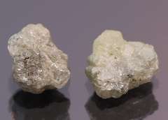 Striking 2ct uncut silver Diamond set