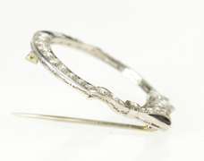 Platinum 1.50 Ctw Diamond Art Deco Bow Ribbon Circle Pendant