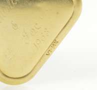 14K Yellow Gold Retro Ornate Enamel Candle Birthday Cake Charm/Pendant