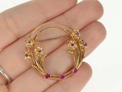 14K Yellow Gold 1960's Retro Ruby Floral Bouquet Circle Pin/Brooch