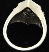 LADIES 14 KT WHITE GOLD ANTIQUE STYLE DIAMOND RING.