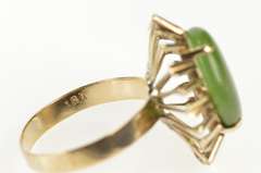 18K Yellow Gold Oval Nephrite Retro Burst Design Cocktail Ring