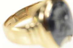 10K Yellow Gold 1960's Carved Horseshoe Hematite Men's Ring