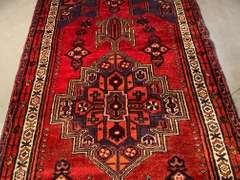 SUPERB FINE PERSIAN  RUG 3'.3" X 6'.8"