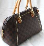 100% Fine leather Designer Bag
