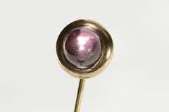 14K Yellow Gold Victorian Amethyst Cabochon Round Simple Stick Pin