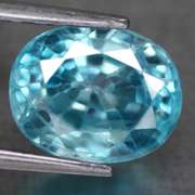 Glittering 2.70ct diamond luster blue Zircon