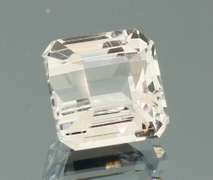 Very clean 2.61ct collectors diamond white Danburite