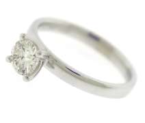 Amazing White Gold Round Brilliant Cut Diamond Ring