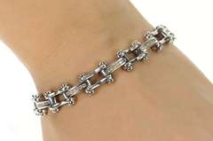 14K White Gold 0.84 Ctw Diamond Bike Chain Link Statement Bracelet