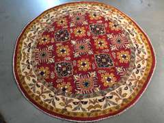 FINE ROUND KAZAK RUG 5x5