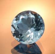 Glittering 4.47ct 10mm sky blue Topaz solitaire