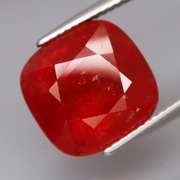 Amazing 12.70ct red orange Spessartite Garnet