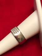 18k white gold with 2.00 carats of diamond band