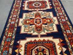 STUNNING WOOL RUNNER 12