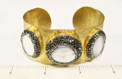 LATEST FASHION ARTISAN GOLD PLATED BIJOUX BRACELET