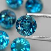 Pristine set of 6mm London Blue Topaz weighing 6.62cts