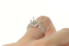 18K White Gold 0.43 Ctw 6.5mm Diamond Semi Mount Engagement Ring