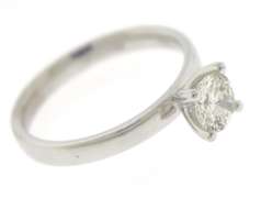 Amazing White Gold Round Brilliant Cut Diamond Ring