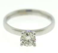 Amazing White Gold Round Brilliant Cut Diamond Ring
