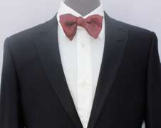 Peak Lapel Style, Modern Fit Tuxedo