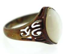 Sterling silver Mother Of Pearl Color Glass Ring