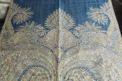 A Very Unique Design Lady's Scarf