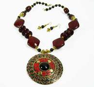 Gorgeous Ethnic Art Handcrafted Beaded Necklace Set