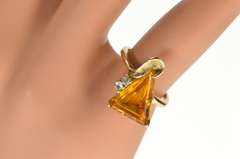 14K Yellow Gold Retro 1960's Triangle Citrine CZ Cocktail Ring