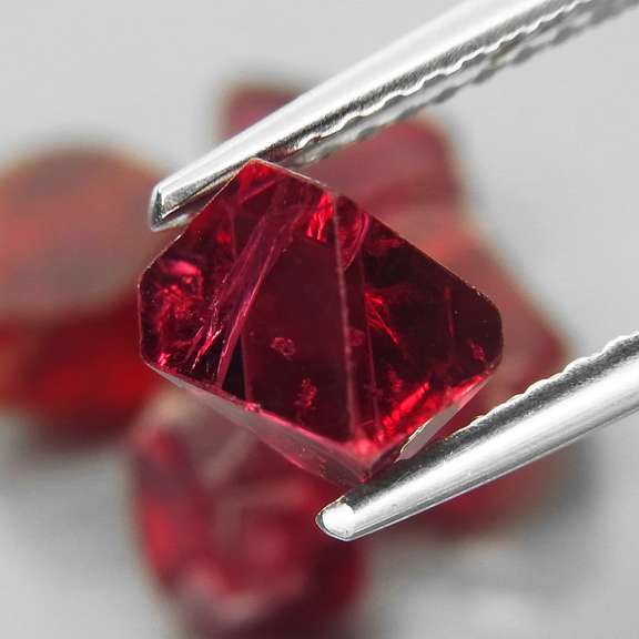 Collectors rare untreated set of uncut red Spinel