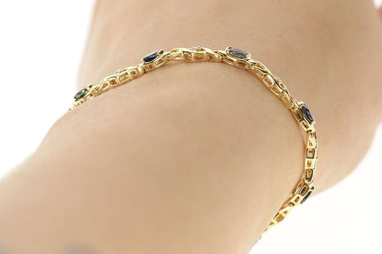 10K Yellow Gold Oval Natural Sapphire Diamond Wavy Link Bracelet