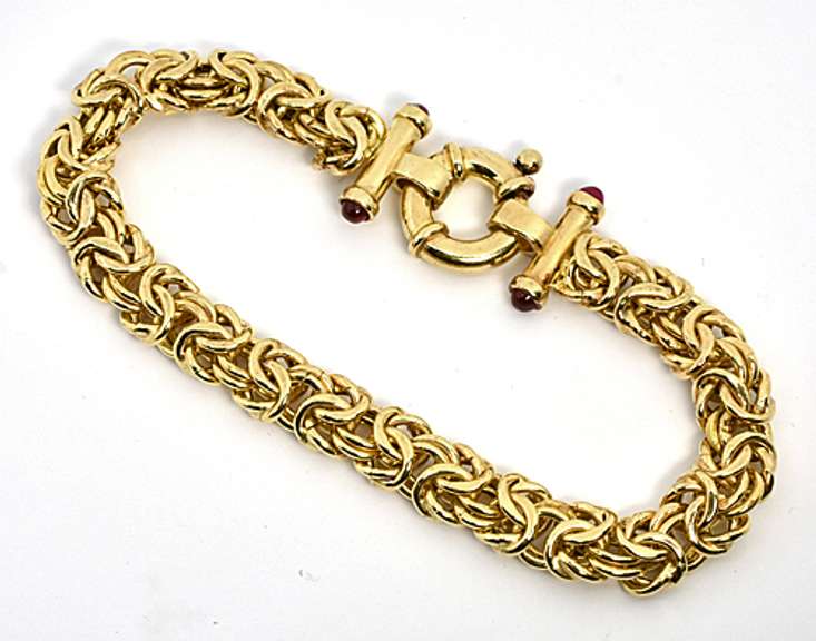 Impactful Byzantine Chain Bracelet in Vermeil