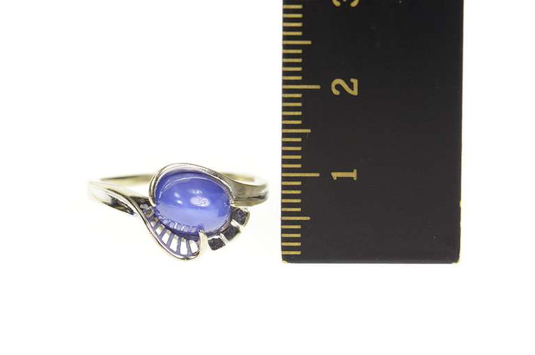 14K White Gold Ornate Retro Syn. Star Sapphire Bypass Ring