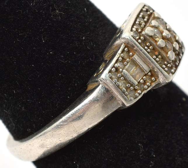 Vintage Sterling Silver Ring