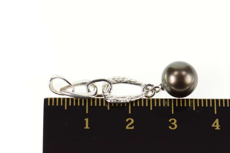 14K White Gold 8.9mm Brown Pearl Hammered Chain Drop Pendant