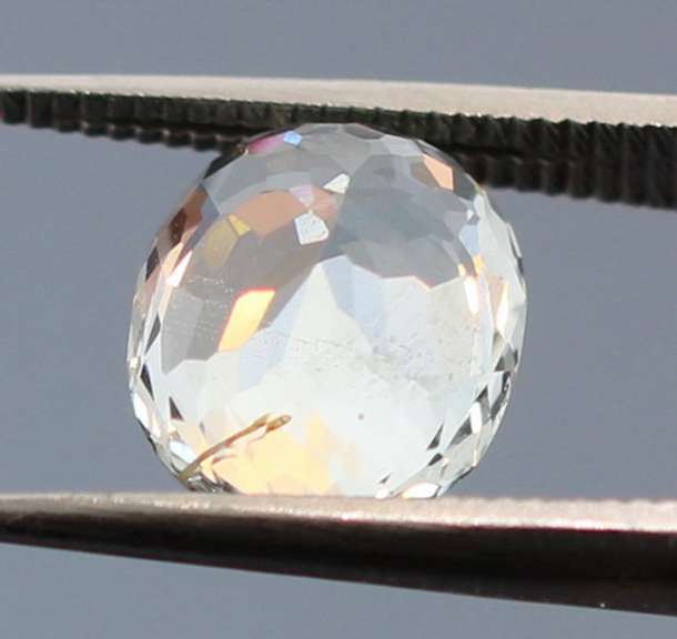 High luster 1.89ct oval cut untreated platinum Aquamarine
