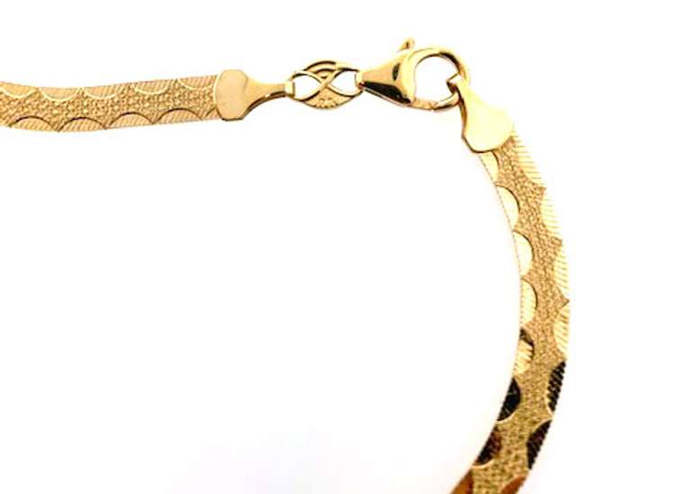 Timeless 14kt Herringbone Chain Necklace