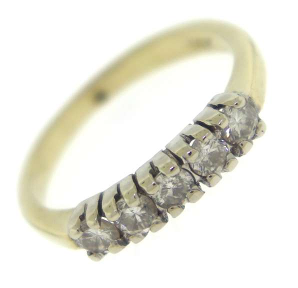 Lovely Yellow Gold Diamond Band