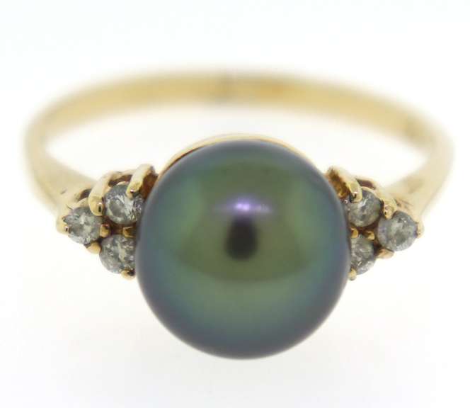 Charming Tahitian Pearl & Diamond Accent Ring