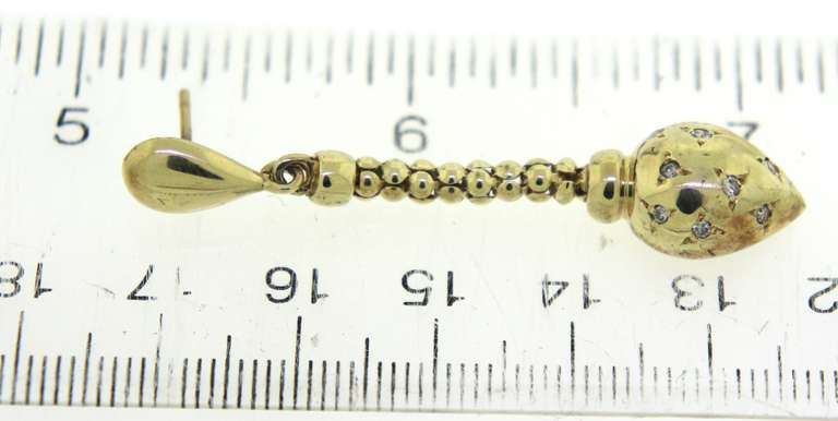 Charming 14kt Yellow Gold Diamond Drop Earrings