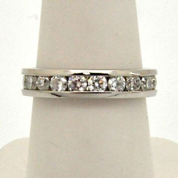 LADIES 14K WHITE GOLD DIAMOND BAND