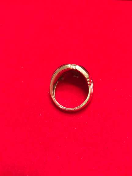 LADIES 14K GOLD AND DIAMOND RING