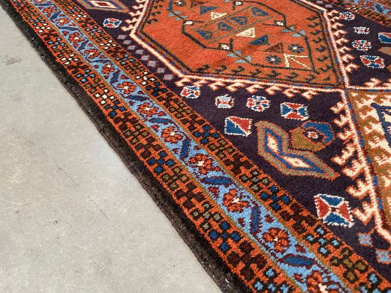 MAGNIFICENT PERSIAN  RUNNER 2'.3" X 9'.8"