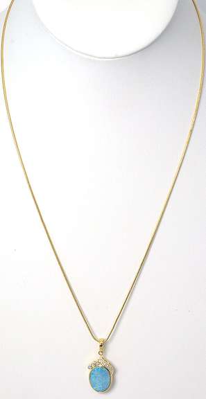 Enchanting Opal Pendant with Diamonds in 14 KT Yellow Gold