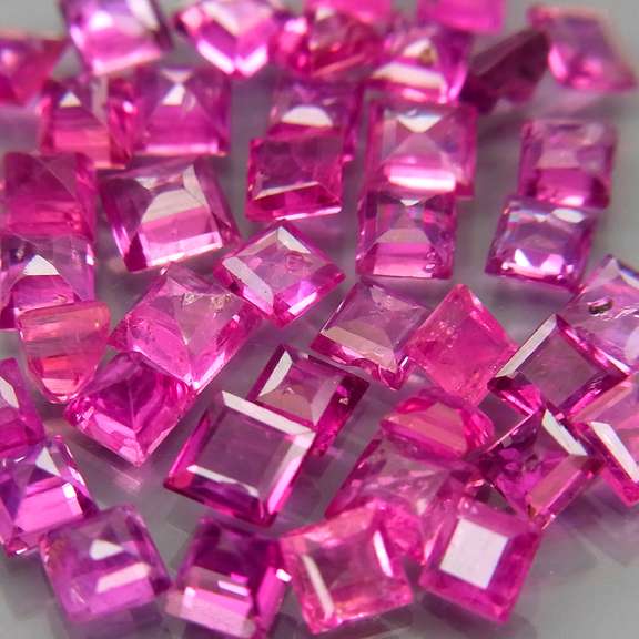 Premium 4.53ct 40 piece princess cut Ruby set