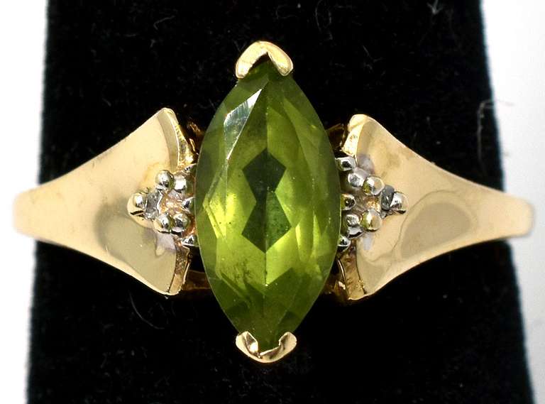 Sweet Marquise Peridot Ring in Yellow Gold