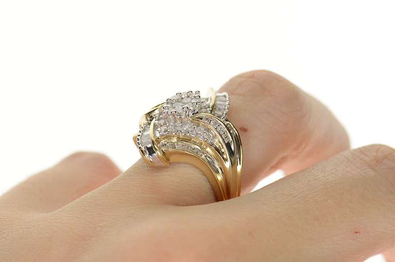 10K Yellow Gold 0.87 Ctw Classic Diamond Encrusted Bypass Ring