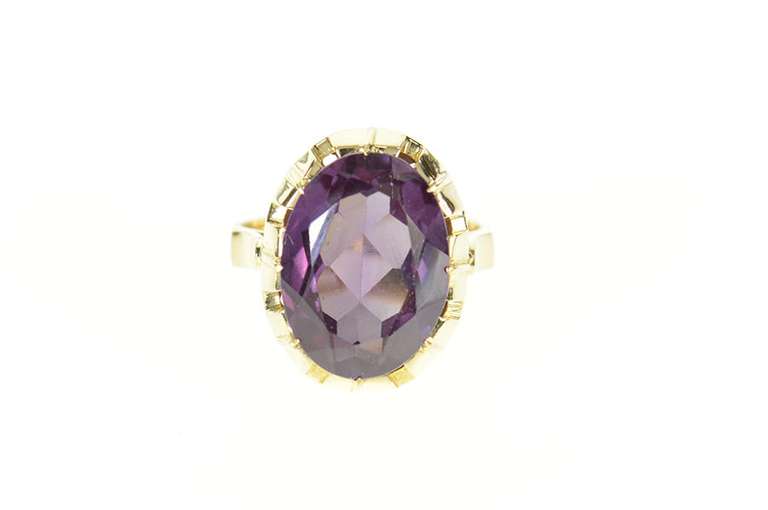 14K Yellow Gold Oval Amethyst Retro Statement Cocktail Ring
